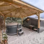 Charming House With Wellness Vakantiehuis