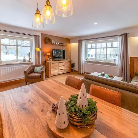 Charming House With Wellness Feriehus