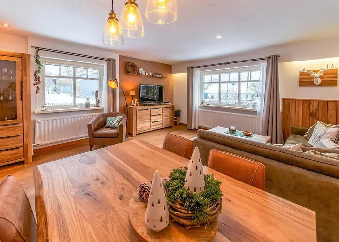 Charming House With Wellness בית נופש