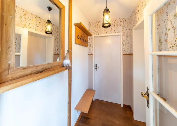 Charming House With Wellness בית נופש